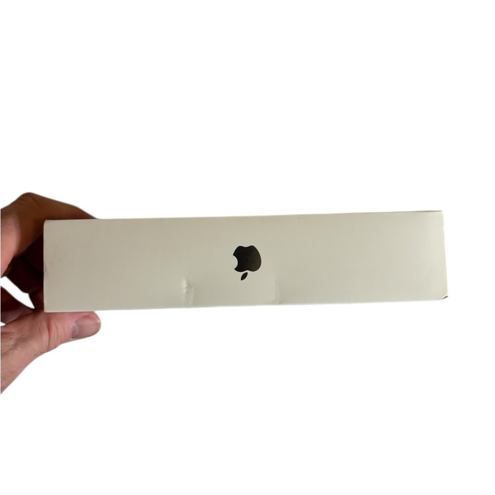 Apple iPad 2 Box Only - Picture 2 of 10